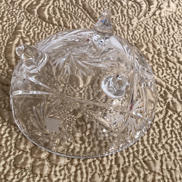 VINTAGE | Crystal Bowl Candy Trinket Dish - Picture 2 of 2